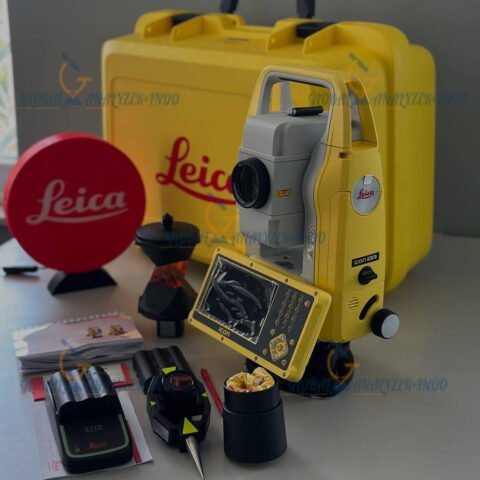 Leica Icon iCB70 manual total station close-up view