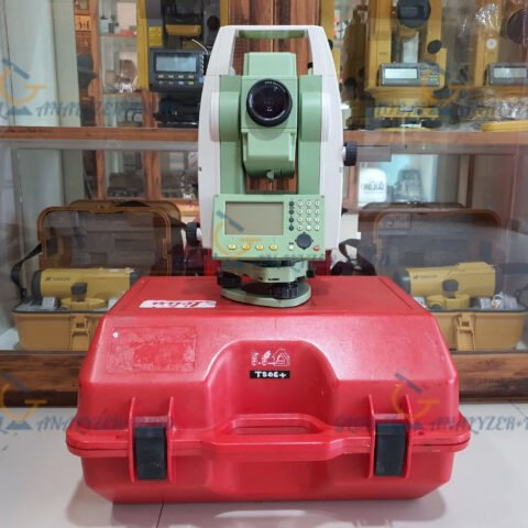 Leica TS06 R500 reflectorless total station close-up