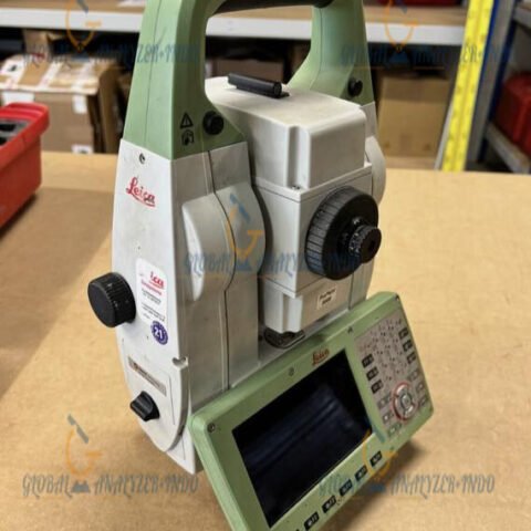 Leica TS16 A 3" R500 robotic total station front view