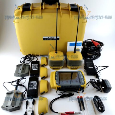 Topcon HiPer HR GNSS receiver close-up