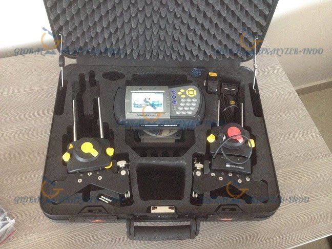 Optalign Smart RS5 complete laser shaft alignment system with sensors and accessories