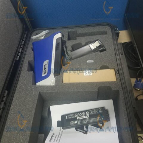 Close-up of the Vanta M Series handheld XRF analyzer for industrial elemental inspection