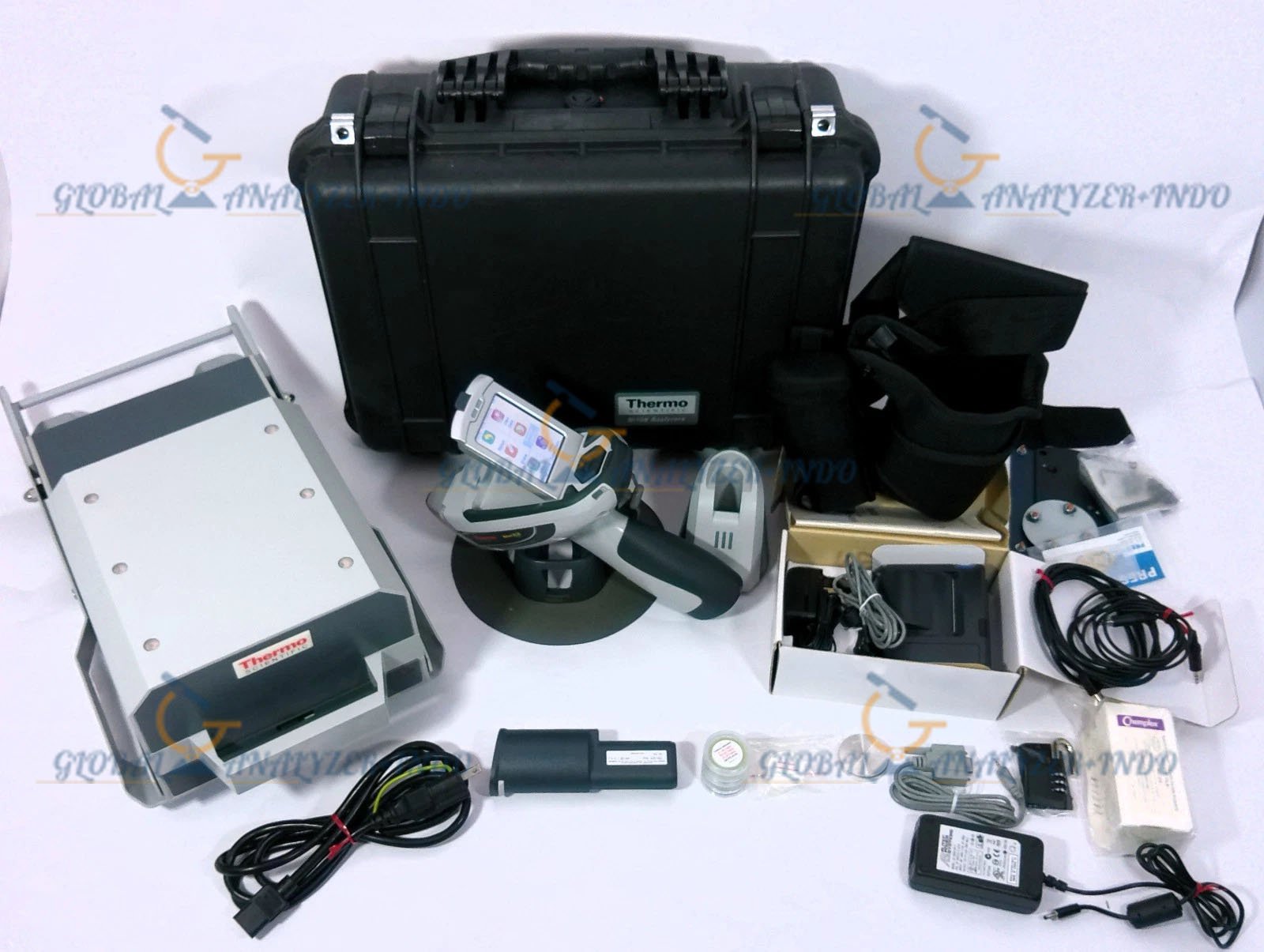 Niton XL3t-700 GOLDD handheld XRF analyzer for alloy and metal testing