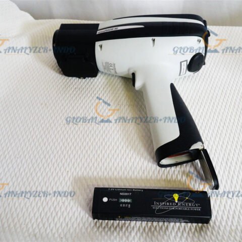 Thermo Scientific microPHAZIR AS Asbestos Analyzer in use on a construction site for asbestos detection