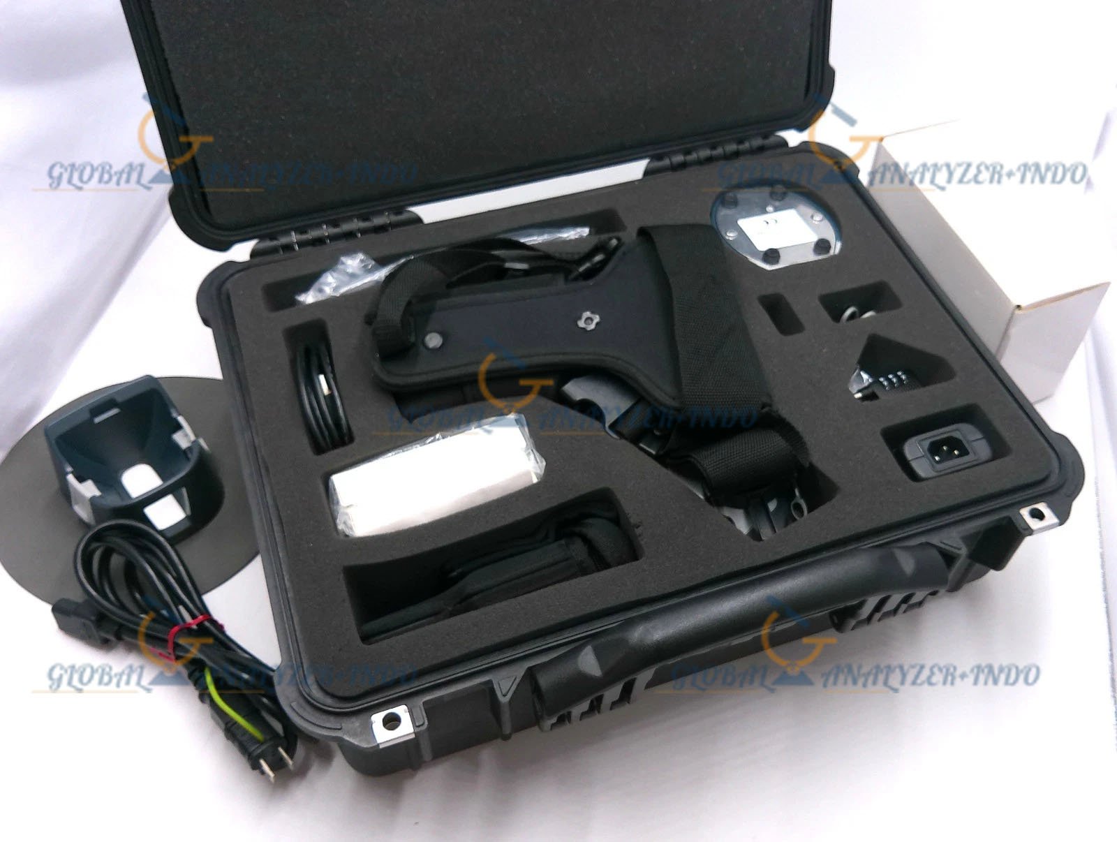 Thermo Scientific Niton XL3t -700 GOLDD XRF Analyzer - Image 3