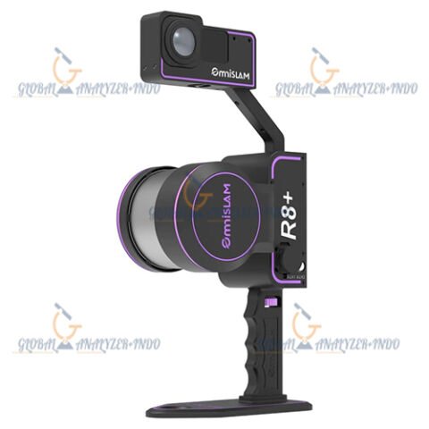 OmniSLAM R8+ handheld mobile LiDAR scanner in construction environment